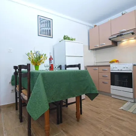 Fuer 4 Personen Ca 40 Qm In Pula, Istrien Istrische Riviera Apartment