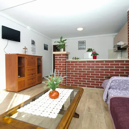 Fuer 4 Personen Ca 40 Qm In Pula, Istrien Istrische Riviera * Pula