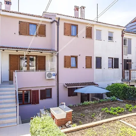 Fuer 4 Personen Ca 40 Qm In Pula, Istrien Istrische Riviera Apartment *