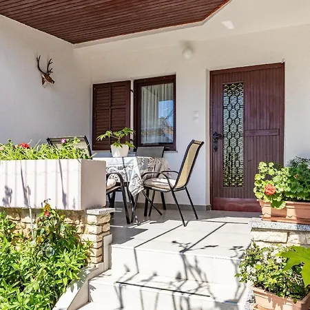 Apartment Fuer 4 Personen Ca 40 Qm In Pula, Istrien Istrische Riviera *